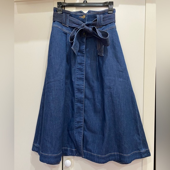 7 for all Mankind ST. TROPEZ BELTED TRAPUNTO SKIRT - Picture 2 of 5